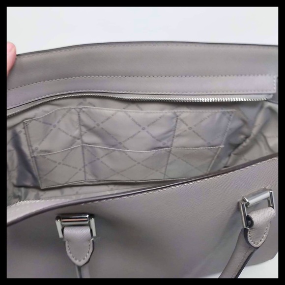 NWT Michael Kors Large Selma Satchel Handbag 3D Stud Floral Strap Pearl Grey - Picture 9 of 15